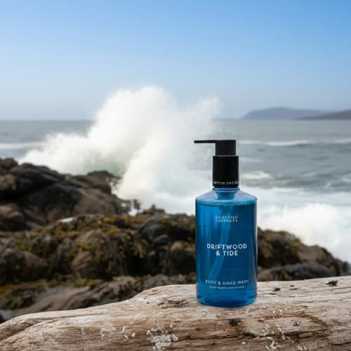 Scottish Fine Soaps – Driftwood & Tide Body & Hand Wash 300ml - Jaro Design Studio - 4 Scottish Fine Soaps – Driftwood & Tide Body & Hand Wash 300ml - Image 4