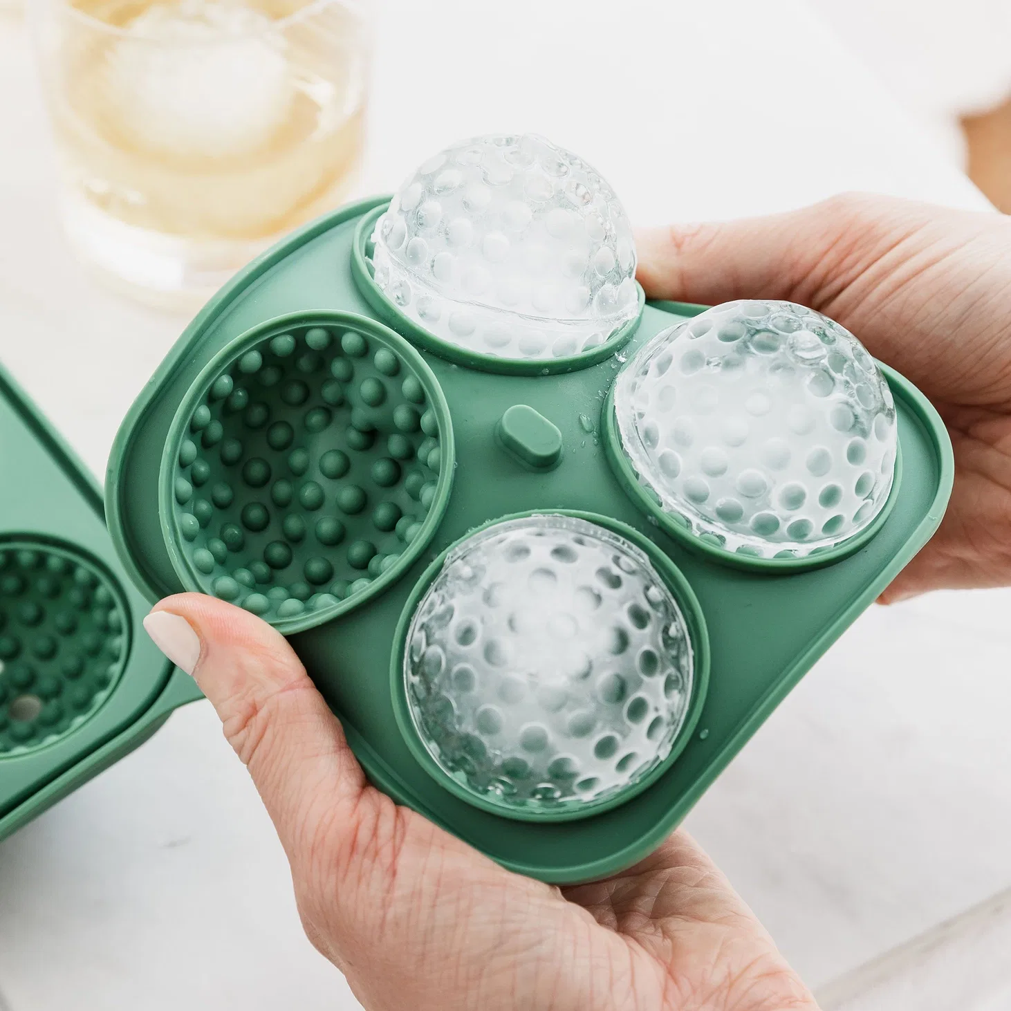 UBERSTAR Golf Ball Ice Tray - Image 2