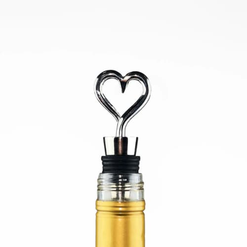 Selbrae House - Love Heart Bottle Stopper - Jaro Design Studio - 1 Selbrae House - Love Heart Bottle Stopper
