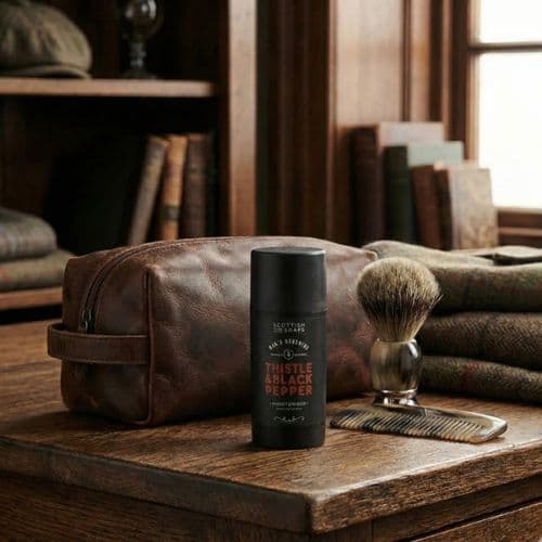 Scottish Fine Soaps, Thistle and Black Pepper Moisturiser, 100ml - Image 3